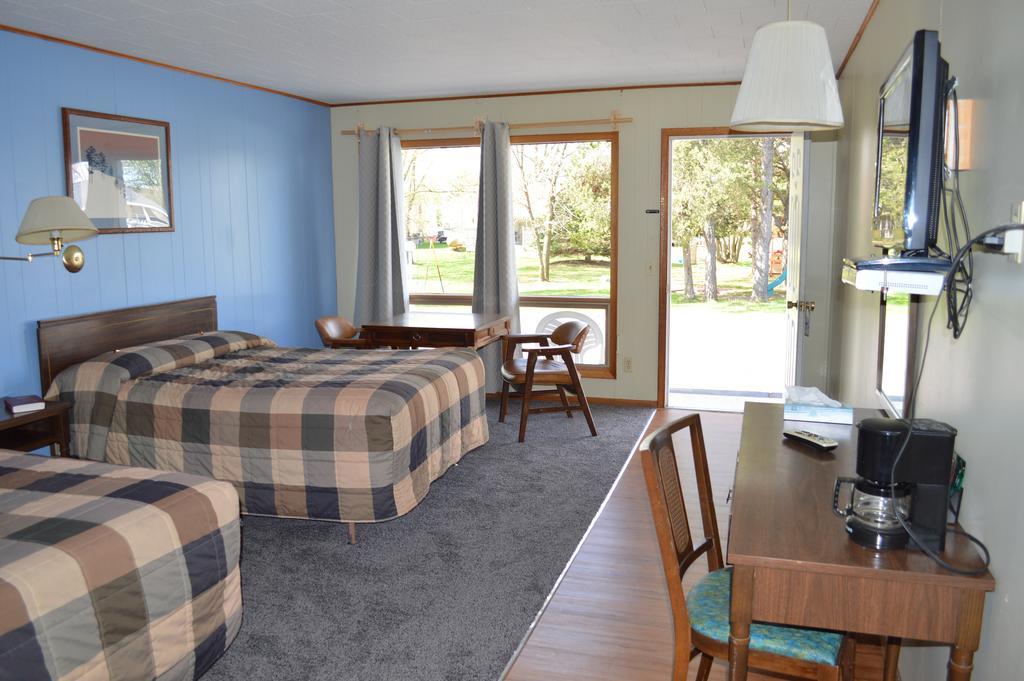 Summer Breeze Resort 위스콘신 델즈 외부 사진